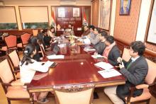 Union Minister of #MOFPI Shri ChiraPaswan  had a meeting with officials of DPIIT,GoI  and Invest India  at Panchsheel Bhawan, New Delhi. The meeting focused on outlining key priorities for the #foodprocessing industry ahead of the upcoming World Economic Forum Annual Meeting. Discussion also centred on positioning India as a global hub for innovation and investment in the food processing sector.