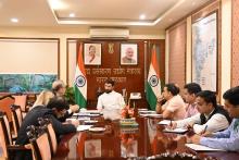 वह। भारत में इटली के राजदूत श्री एंटोनियो एनरिको बार्टोली ने नई दिल्ली में केंद्रीय मंत्री श्री चिराग पासवान से मुलाकात की। दोनों पक्षों ने #खाद्य प्रसंस्करण क्षेत्र में प्रौद्योगिकी हस्तांतरण, उपकरण नवाचार, निवेश और व्यापार में सहयोग बढ़ाने पर गहन चर्चा की।