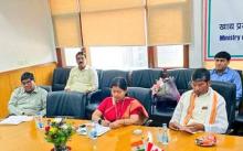 सस्केचेवान सरकार (कनाडा) में व्यापार और निर्यात विकास मंत्री, श्री जेरेमी हैरिसन ने केंद्रीय मंत्री श्री पशुपति कुमार पारस जी से मुलाकात की। इस दौरान द्विपक्षीय व्यापार और संभावित निवेश अवसरों व शोध के विषय पर विस्तार के तरीकों पर भी चर्चा हुई।