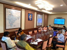 केंद्रीय मंत्री श्री पशुपति कुमार पारस जी की अध्यक्षता एवं राज्यमंत्री श्री प्रहलाद सिंह पटेल जी की उपस्थित में मंत्रालय के वरिष्ठ अधिकारियों के साथ खाद्य प्रसंस्करण उद्योग के लिए प्रोडक्शन लिंक्ड इंसेंटिव स्कीम की विशेषताओं और उद्देश्यों पर चर्चा की गई।