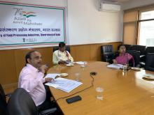 Union Minister Shri Pashupati kumar Paras in the presence of Smt. Anita Praveen, Secretary FPI chaired a meeting of the Project Approval Committee. In the meeting proposals related to FTL scheme under #PMKSY was approved.