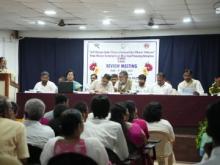  केंद्रीय राज्य मंत्री श्री @prahladspatel ने दापोली के अर्बन बैंक सीनियर साइंस कॉलेज में #PMFME के कार्यान्वयन से संबंधित समीक्षा बैठक की अध्यक्षता की, जिसके दौरान रत्नागिरी के  किसानों को अन्य आवश्यक सहायता उपलब्ध कराने पर चर्चा की गई। कार्यक्रम के दौरान केंद्रीय राज्य मंत्री श्री प्रहलाद सिंह पटेल द्वारा स्व-सहायता समूहों को सहायता राशि के चैक व प्रमाण पत्र सौंपे गए एवं उनके द्वारा निर्मित खाद्य पदार्थों की प्रदर्शनी का अवलोकन भी किया गया।