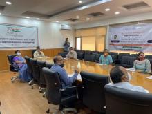  केंद्रीय राज्यमंत्री श्री प्रहलाद सिंह पटेल जी की अध्यक्षता में #PMFMEScheme व मोटा अनाज आधारित उत्पाद हेतु पीएलआई योजना पर आधारित एक बैठक हुई। इस बैठक में योजनाओं पर आधारित एक प्रस्तुतीकरण को दर्शाया गया व योजना की प्रगति व कार्यान्वयन के विभिन्न पहलुओं पर चर्चा की गई।  केंद्रीय राज्यमंत्री श्री प्रहलाद सिंह पटेल जी की अध्यक्षता में हुई एक अन्य बैठक में ऑपरेशन ग्रीन्स की अल्पकालिक हस्तक्षेप दिशानिर्देश पर आधारित एक प्रस्तुतीकरण को दर्शाया गया व उस पर विस्तार से चर्चा हुई।