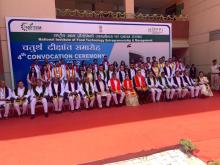 केंद्रीय राज्यमंत्री श्री प्रहलाद सिंह पटेल  जी, ने निफ्टम कुंडली के चौथे दीक्षांत समारोह में बी.टेक, एम.टेक, एमबीए और पीएचडी के छात्र-छात्राओं व शोधार्थियों को डिग्री प्रदान की।