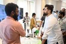 केंद्रीय खाद्य प्रसंस्करण उद्योग मंत्री श्री Chirag Paswan ने #SAPLING2026 में लगाई एक्ज़िबिशन का दौरा किया। इस दौरान उन्होंने देश के विविध और इनोवेटिव प्रोसेस्ड फूड प्रोडक्ट्स का अवलोकन किया। साथ ही राज्य में #FoodProcessing क्षेत्र में हो रहे उल्लेखनीय विकास और स्टार्टअप्स की पहल की सराहना की। Shri Chirag Paswan, Hon’ble Union Minister for Food Processing Industries, visited the exhibition at #SAPLING2026. During the visit, he explored a diverse range of innovative processed food products from Gujarat and