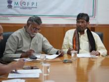 Union Minister of #MOFPI Shri @PashupatiParas chaired the Inter-Ministerial Approval Committee (IMAC) meeting along with Union Minister of State Shri @prahladspatel on the Mega Food Park Scheme under #PMKSY at Panchsheel Bhawan in New Delhi. The agenda of the meeting was to review the progress of Mega Food Parks.