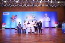 स्टार्टअप ग्रैंड चैलेंज 2.0 के विजेताओं को @worldfoodindia के उद्घाटन समारोह में केंद्रीय मंत्री श्री चिराग पासवान, केंद्रीय मंत्री श्री प्रल्हाद जोशी, केंद्रीय राज्य मंत्री श्री रवनीत सिंह बिट्टू द्वारा सम्मानित किया गया।