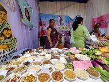 खाद्य प्रसंस्करण उद्यमियों द्वारा प्रदर्शित बाजरा आधारित उत्पाद