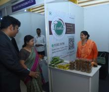 Smt. Anita Praveen, Secretary, Ministry of Food Processing Industries, Government of India interacting with PMFME Scheme beneficiaries and micro food processing enterprises 