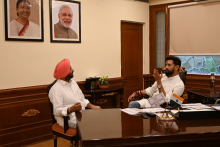 Shri Ravneet Singh Bittu, Union Minister of State for Food Processing Industries, met Shri Chirag Paswan, Union Minister of #MOFPI, at Panchsheel Bhawan, New Delhi, today and discussed the future course of action to drive innovation and growth in India's #foodprocessing sector.
