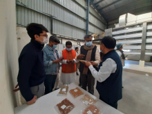 राज्यमंत्री श्री प्रहलाद सिंह पटेल जी ने प्रधानमंत्री किसान संपदा योजना (#PMKSY) की उप-योजना, मेगा पार्क योजना के तहत मध्यप्रदेश के देवास में स्थापित 'अवन्ती मेगा फूड पार्क' का दौरा किया व कार्य संचालन व अनियमितताओं में सुधार के लिए उचित दिशा निर्देश दिए।