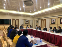 अपने मणिपुर के दौरे पर केंद्रीय मंत्री श्री पशुपति कुमार पासर जी ने राज्य में खाद्य प्रसंस्करण उद्योग से संबंधित महत्वपूर्ण विषयों पर स्थानीय उद्यमियों के साथ एक समीक्षा बैठक की। इस बैठके में मंत्रालय वरिष्ठ अधिकारी भी शामिल हुए।